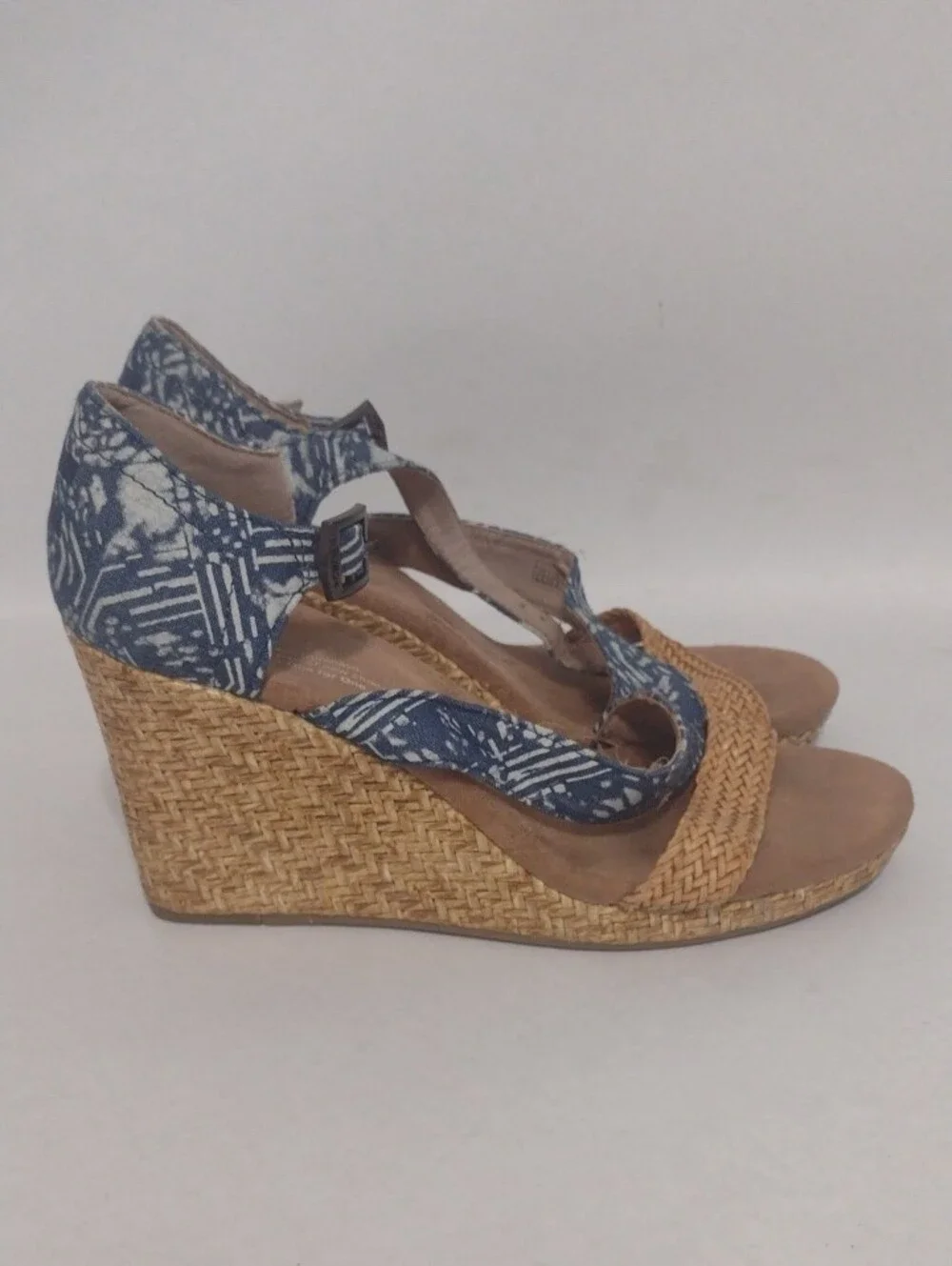 Toms Blue Pattern Print Wedge Sandals (J1226)